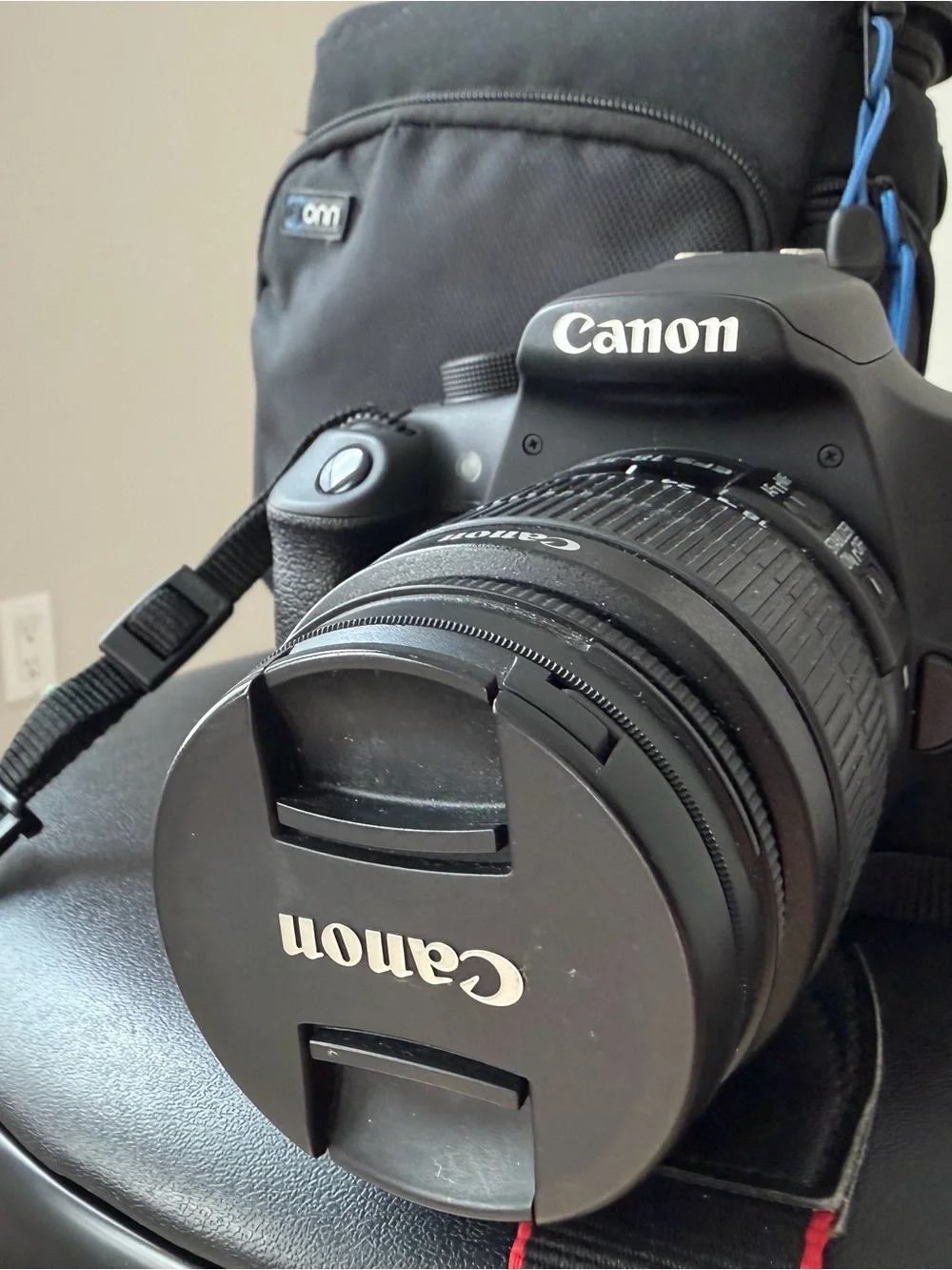 Canon DSLR Camera Black with LCD Screen
